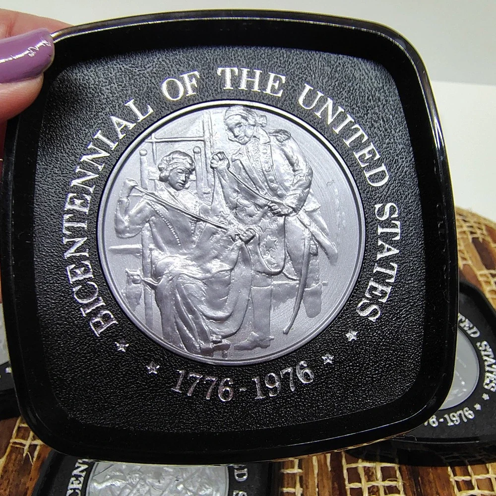 American Bicentennial Coasters 1776-1976 Set of 4 Vtg Home‎ Decor Black Silver